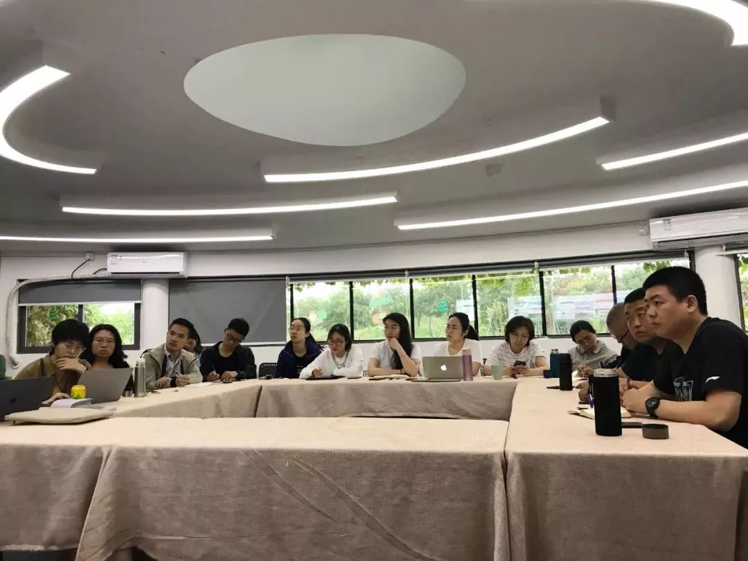 _英语线下课好还是线上课好_如何区别学校保护和社会保护