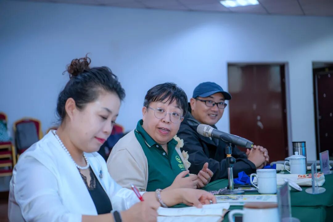 气候行动动态海报__气候行动解决方案