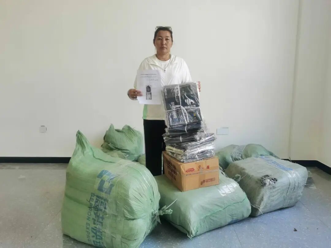 运动员甘油__人生贵相如何必金与钱